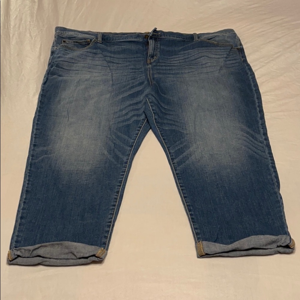 Ava & Viv Boyfriend Crop 26W